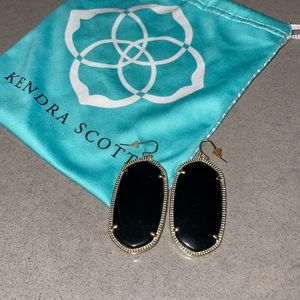 Kendra Scott Elle Gold Drop Down Black Earrings